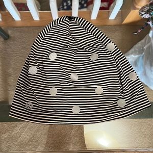Lululemon running hat with ponytail hole, one size